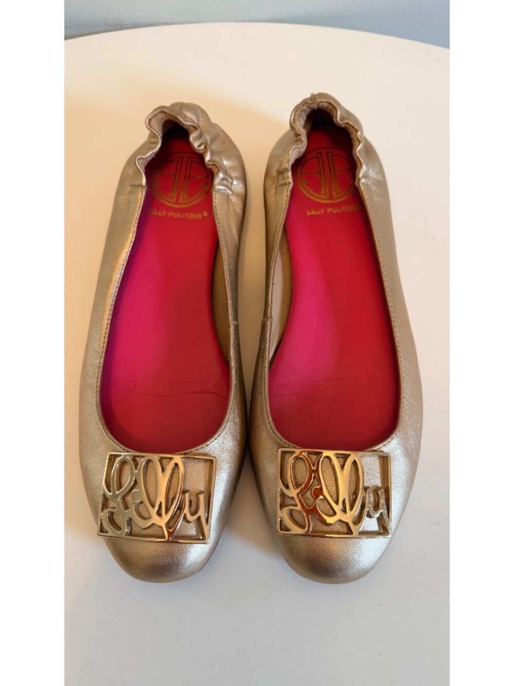 Lilly Pulitzer Gold Ballet Flats With Logo Emblem Size 7.5M Leather Upper